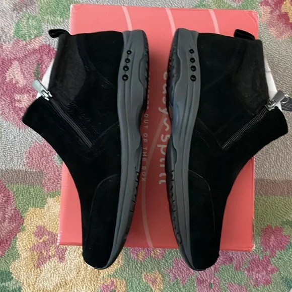 Water Resistant Black Comfort Boots, by Easy Spirit, Size 12m - Picture 7 of 11